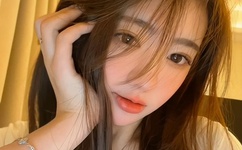 女子在直播间裸露身体被抓